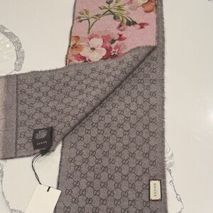 Gucci Pink and Gray Floral Pattern Scarf